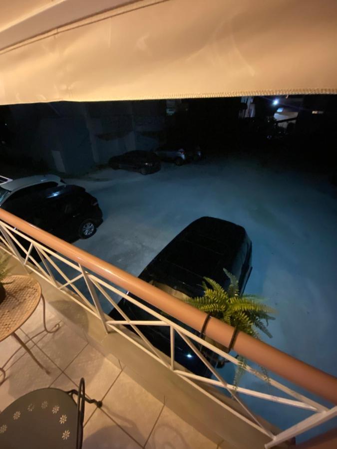 Appartamento Voula'S Dream House Néa Péramos Esterno foto
